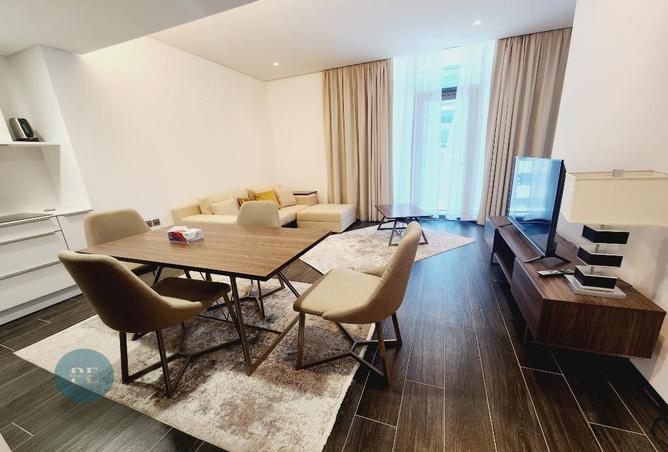 975789 - Property Image 2