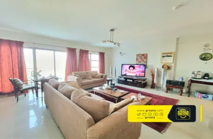 Living Room image for: Apartment - 2 Bedrooms - 2 Bathrooms for sale in Amwaj Islands - Muharraq Governorate, Image 1