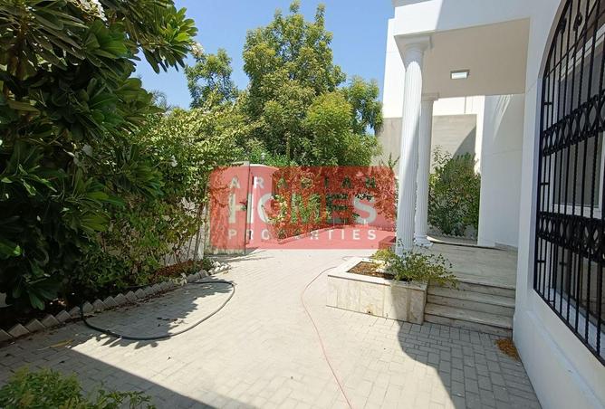 951378 - Property Image 2