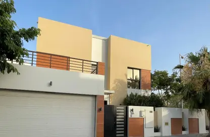 Villa - 3 Bedrooms - 4 Bathrooms for sale in Saar - Northern Governorate
