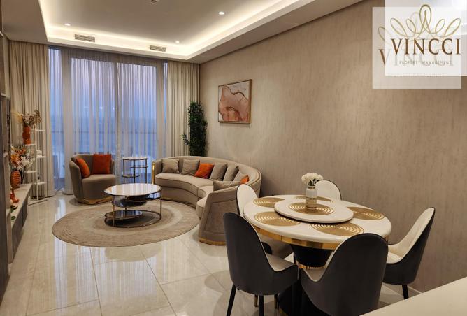 910048 - Property Image 2