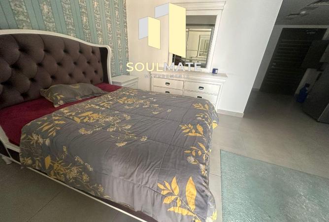 975818 - Property Image 3