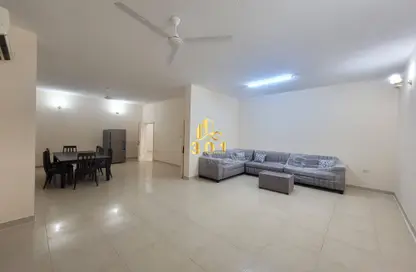 شقة - 3 غرف نوم - 3 حمامات للايجار في القفول - المنامة - محافظة العاصمة