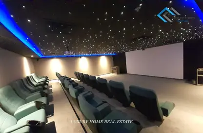 Apartment - 1 Bedroom - 2 Bathrooms for rent in Al Juffair - Capital Governorate