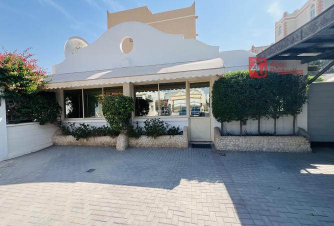 968429 - Property Image 2