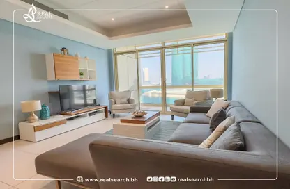 Living Room image for: Apartment - 3 Bedrooms - 4 Bathrooms for sale in Reef Island - Capital Governorate, Image 1