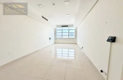 Apartment - 2 Bedrooms - 2 Bathrooms for rent in Hidd - Muharraq Governorate