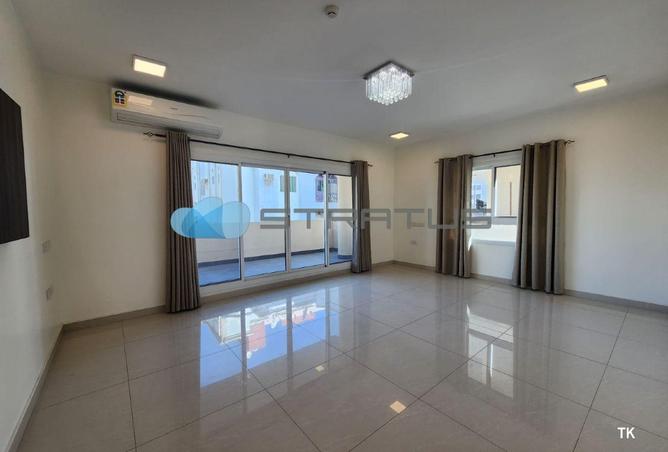 969118 - Property Image 2