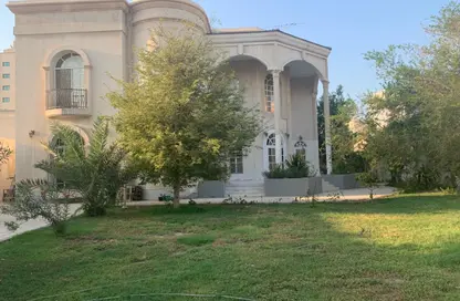 Villa - 6 Bedrooms - 4 Bathrooms for sale in Al Burhama - Manama - Capital Governorate
