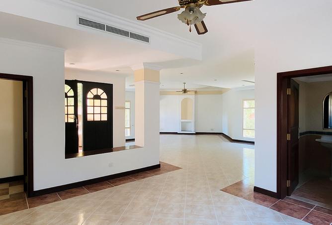 957952 - Property Image 2