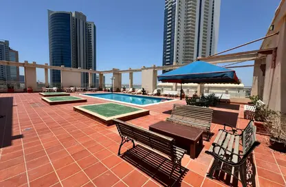 Apartment - 2 Bedrooms - 3 Bathrooms for rent in Diplomatic Area - Manama - Capital Governorate