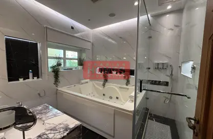 Villa - 2 Bedrooms - 3 Bathrooms for rent in Arad - Muharraq Governorate