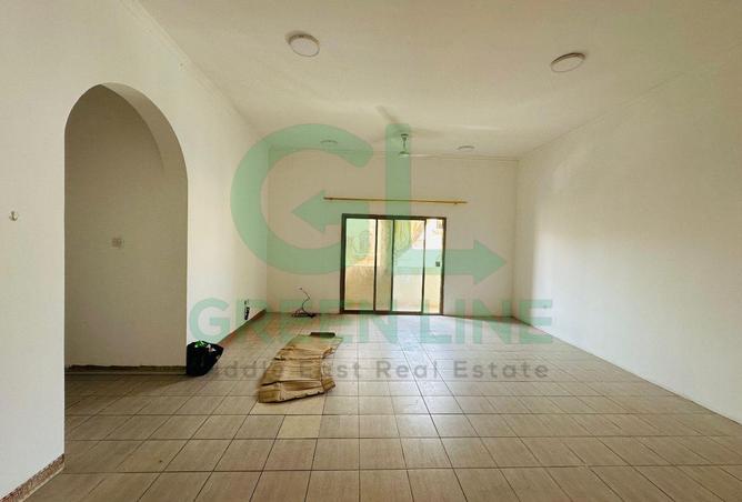 954081 - Property Main Image