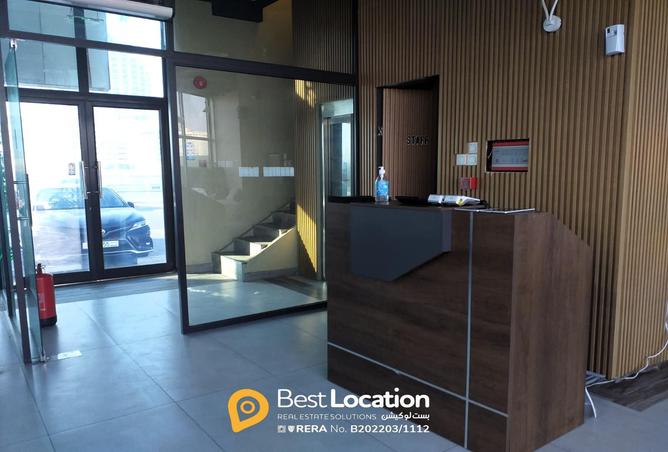 955916 - Property Image 2