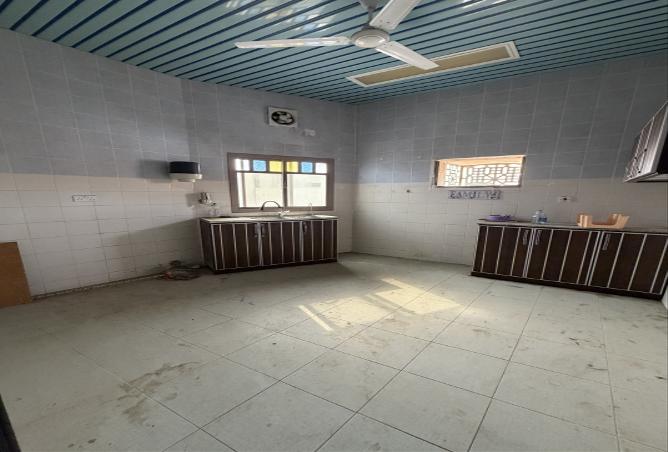 985100 - Property Image 3