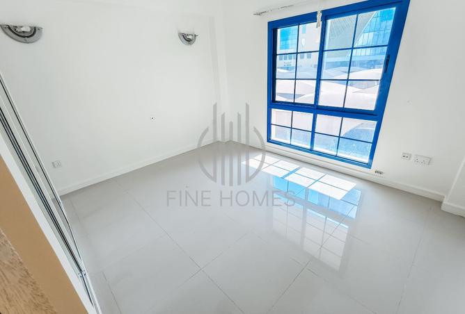 969707 - Property Image 2