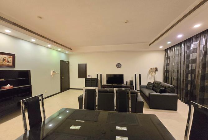 Apartment - 2 Bedrooms - 2 Bathrooms for rent in Al Juffair - Capital Governorate