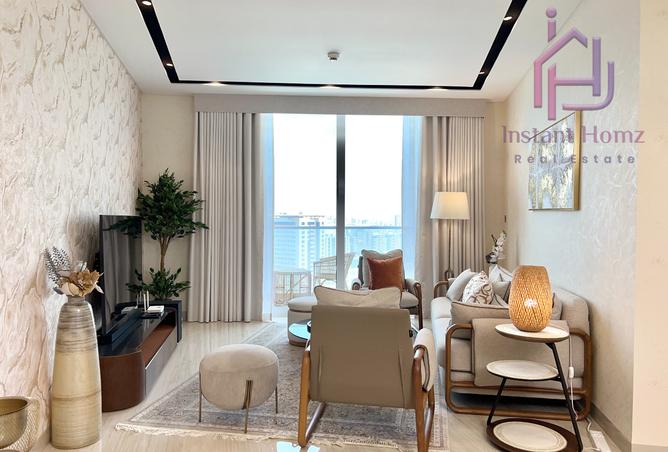 952492 - Property Image 2