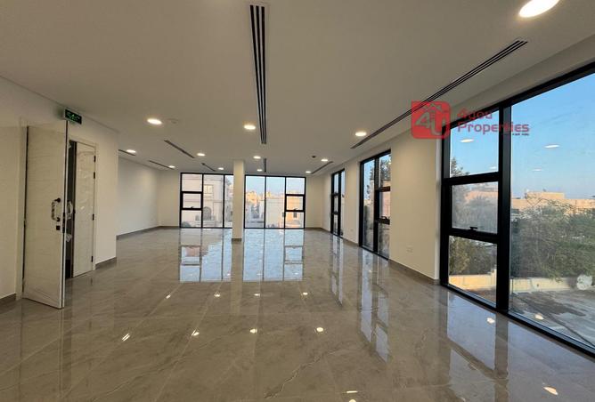 980663 - Property Main Image