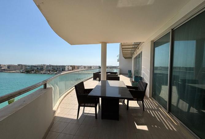 957767 - Property Main Image