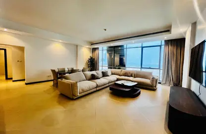 Apartment - 3 Bedrooms - 2 Bathrooms for rent in Al Juffair - Capital Governorate