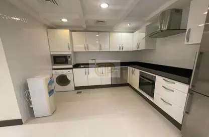 صورة لـ مطبخ شقة - 3 غرف نوم - 3 حمامات للايجار في الجفير - محافظة العاصمة ، صورة رقم 1