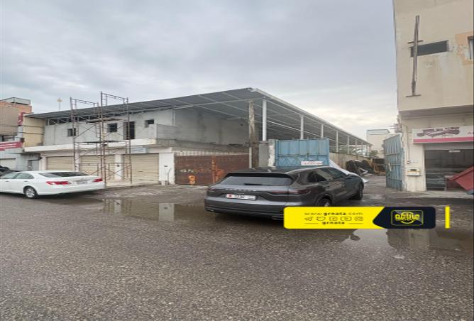 907521 - Property Image 2