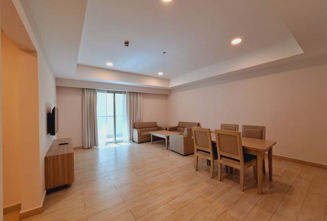 958273 - Property Image 2
