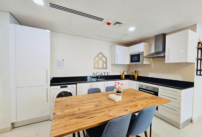 953898 - Property Image 2