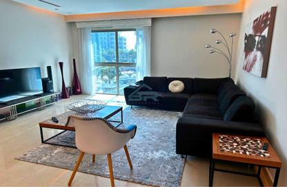 Apartment - 2 Bedrooms - 3 Bathrooms for rent in Reef Island - Capital Governorate