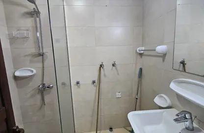 Apartment - Studio - 1 Bathroom for rent in Gudaibiya - Manama - Capital Governorate