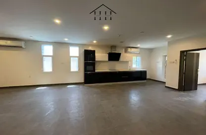 Apartment - 3 Bedrooms - 2 Bathrooms for rent in Saar - Northern Governorate Apartment - 3 Bedrooms - 2 Bathrooms for rent in Saar - Northern Governorate