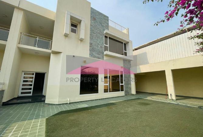 971469 - Property Image 2