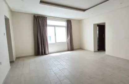 Apartment - 3 Bedrooms - 3 Bathrooms for rent in Tubli - Central Governorate
