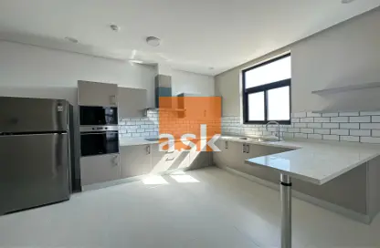 Kitchen image for: Apartment - 3 Bedrooms - 2 Bathrooms for rent in Saar - Northern Governorate, Image 1