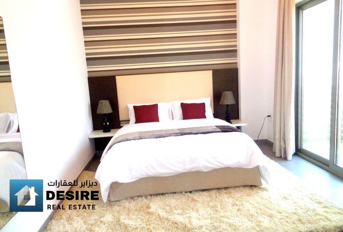 989135 - Property Image 2