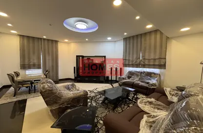 Apartment - 2 Bedrooms - 3 Bathrooms for rent in Al Juffair - Capital Governorate