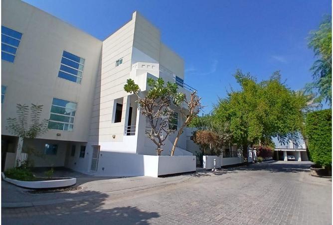 968176 - Property Main Image