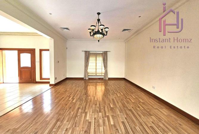 974546 - Property Image 2