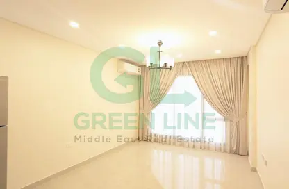 Apartment - 2 Bedrooms - 3 Bathrooms for rent in Al Burhama - Manama - Capital Governorate