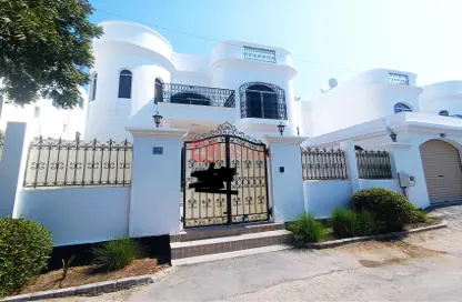 Outdoor House image for: Villa - 3 Bedrooms - 4 Bathrooms for rent in Mahooz - Manama - Capital Governorate, Image 1