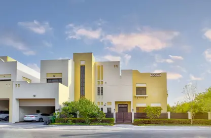 Villa - 5 Bedrooms - 6 Bathrooms for sale in Riffa Views - Riffa - Southern Governorate