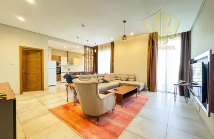 Apartment - 2 Bedrooms - 3 Bathrooms for rent in Al Juffair - Capital Governorate