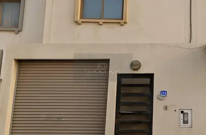 فيلا - 4 غرف نوم - 3 حمامات للبيع في سند - المحافظة الوسطى