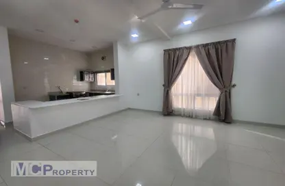 Apartment - 2 Bedrooms - 2 Bathrooms for rent in Saar - Northern Governorate