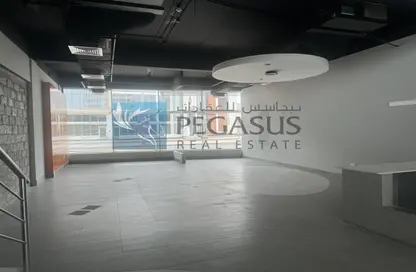 Retail - Studio - 1 Bathroom for rent in Seef - Capital Governorate