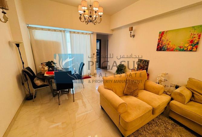 960537 - Property Image 2
