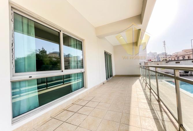 964655 - Property Image 2