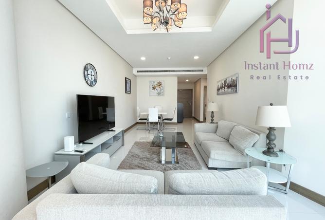 983205 - Property Image 2