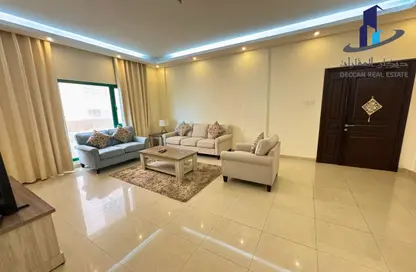 Apartment - 2 Bedrooms - 2 Bathrooms for rent in Al Juffair - Capital Governorate Apartment - 2 Bedrooms - 2 Bathrooms for rent in Al Juffair - Capital Governorate
